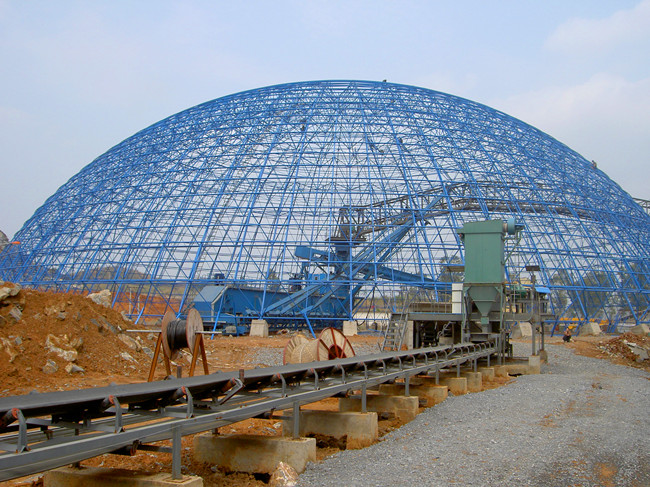 Spherical grid structure of coal storage bin of Shandong Power Construction Second Company
