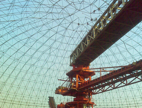 Coal bunker dry coal shed grid