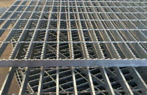 鋼網架的馬道如何設計安裝