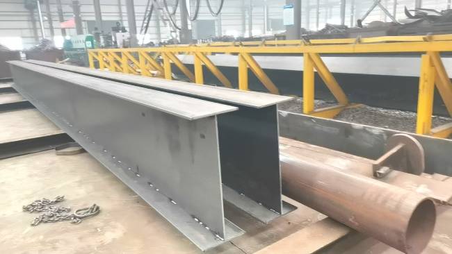 網架鋼結構整體吊裝法介紹與要點分析！